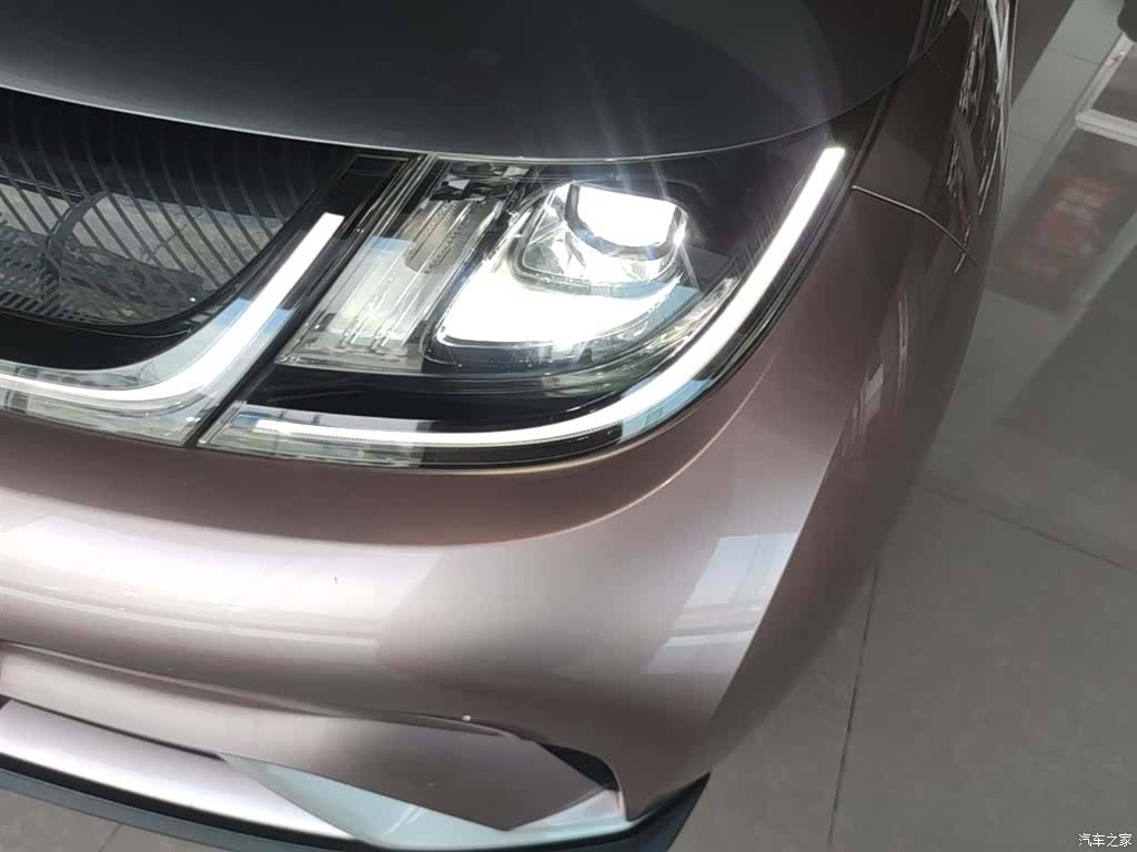 BYD Dolphin, 2021 24