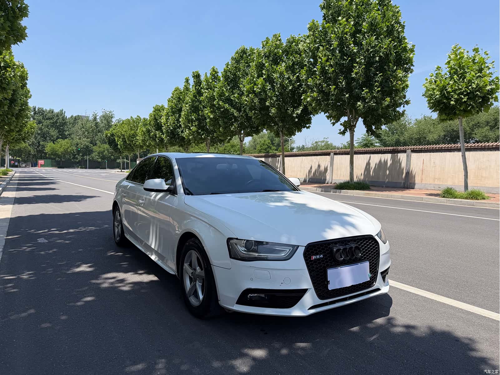 Audi A4L, 2014 3