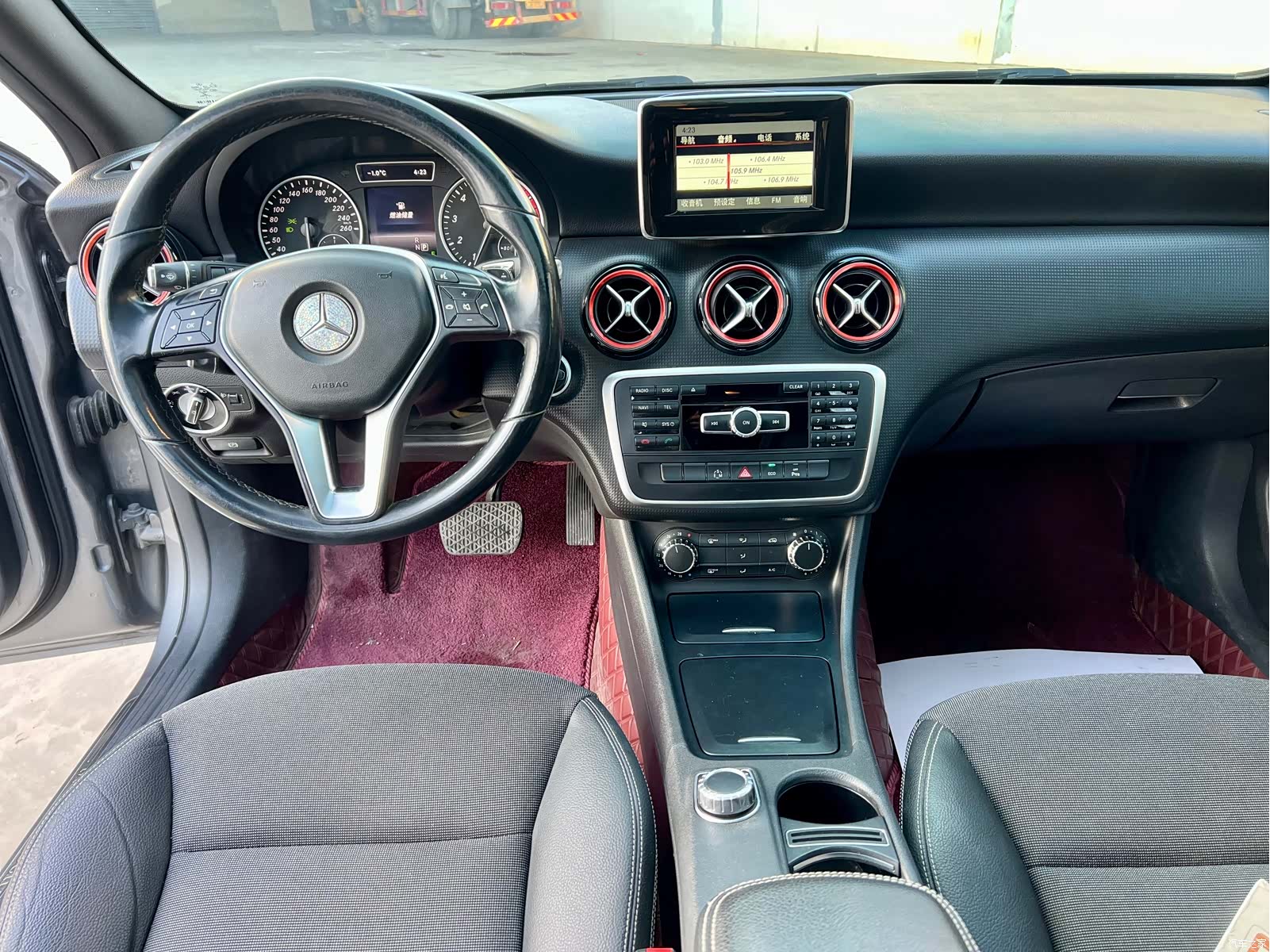 Mercedes-Benz A-Class, 2013 7