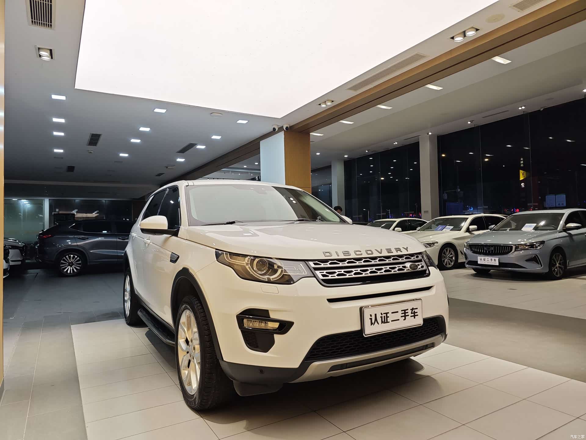 Land Rover Discovery, 2017 4