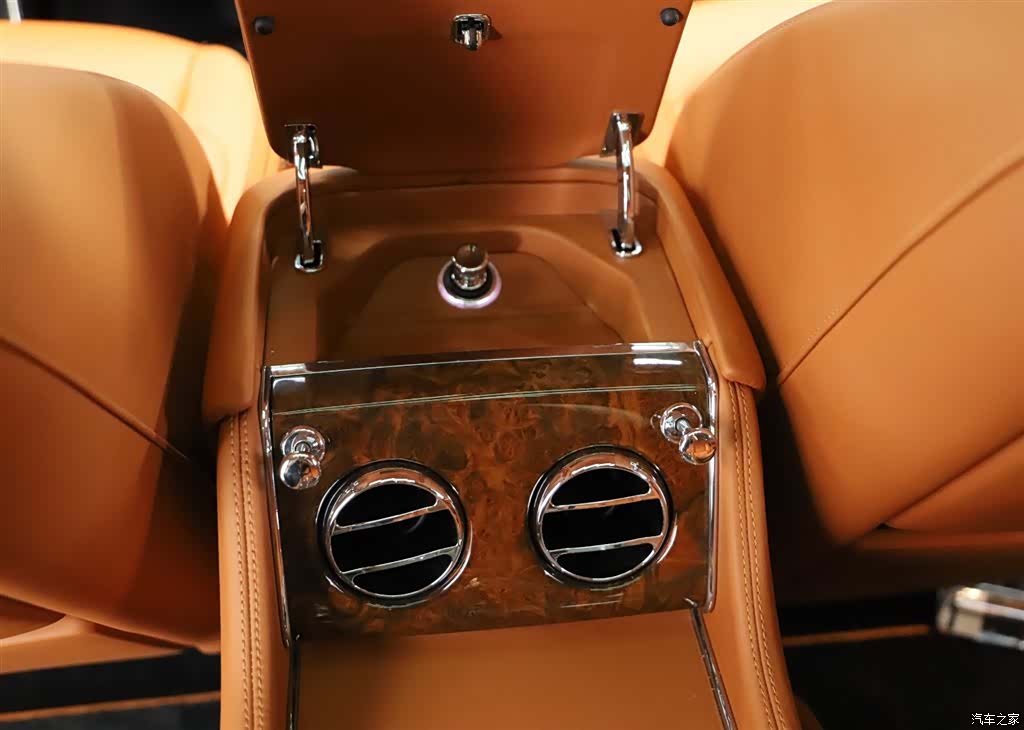 Bentley Mulsanne, 2018 18