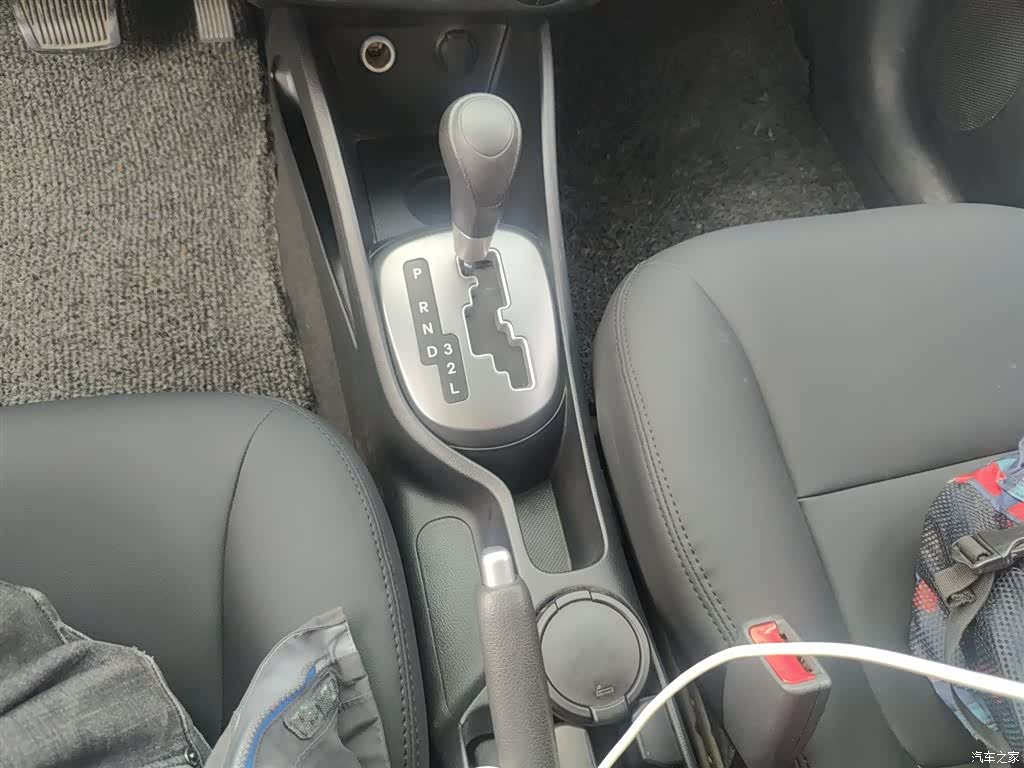 Kia K2, 2015 14