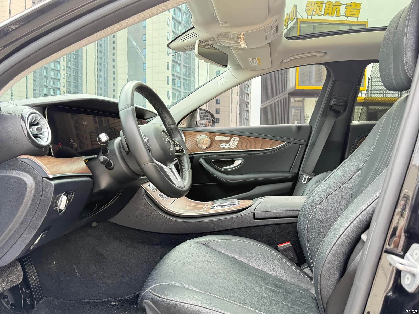 Mercedes-Benz E-Class, 2019 4