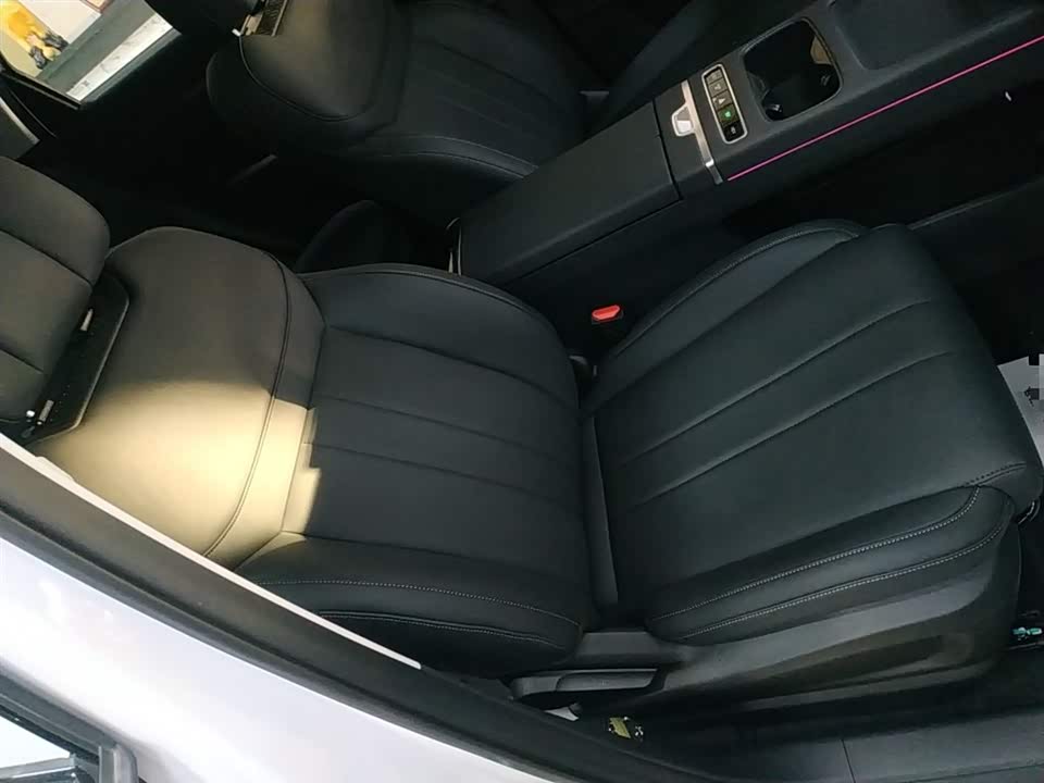 Chery Explore 06 C-DM