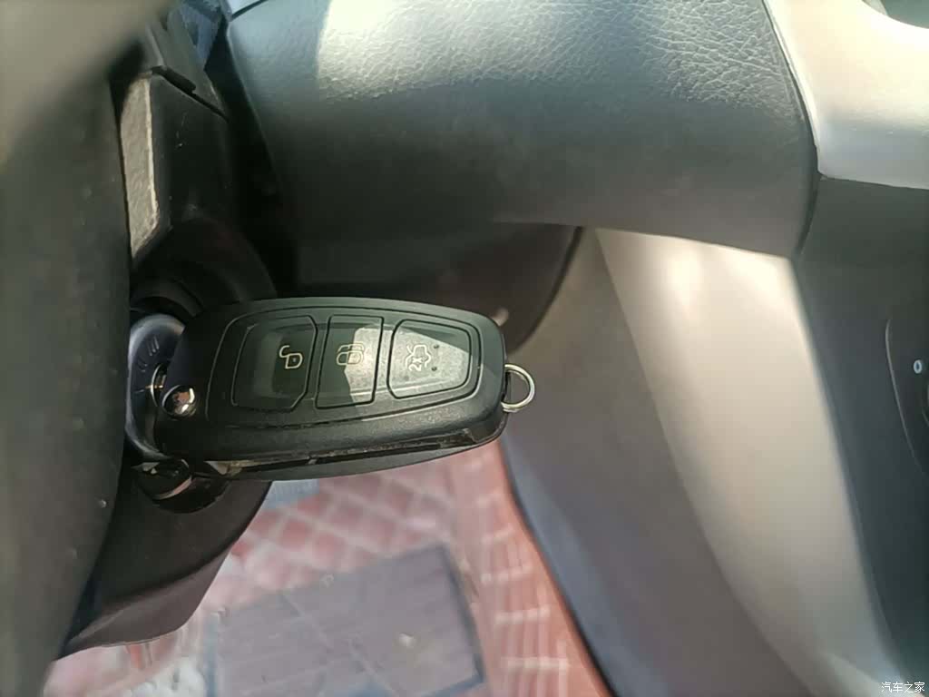 Ford Focus, 2016 9