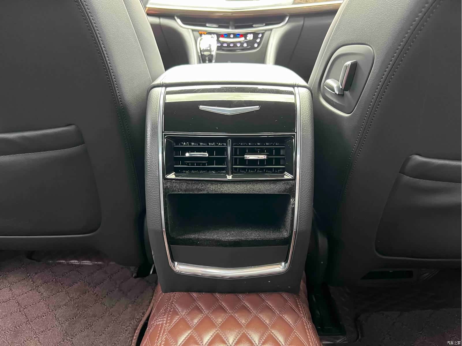 Cadillac CT6, 2021 28