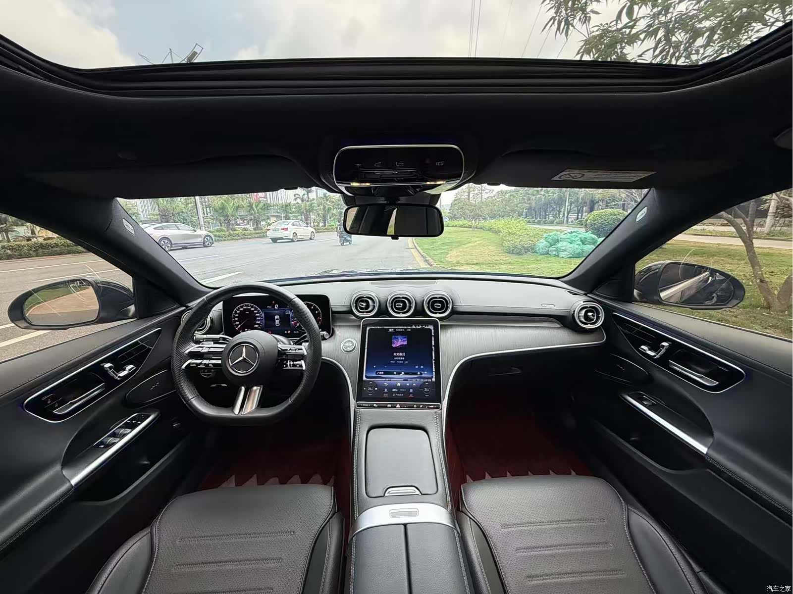 Mercedes-Benz C-Class, 2024 12