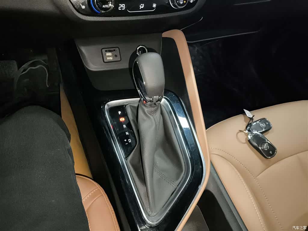 Buick GL6, 2022 14