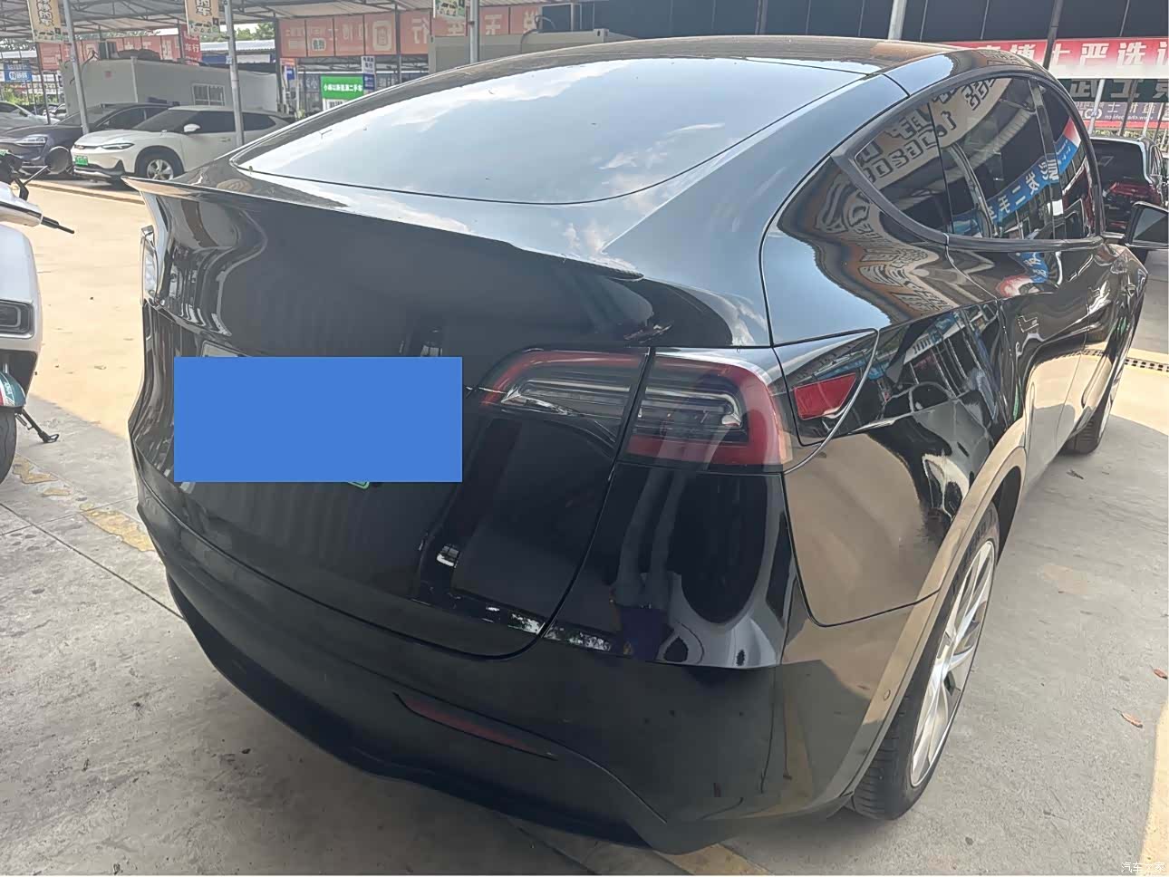Tesla Model Y, 2023 11