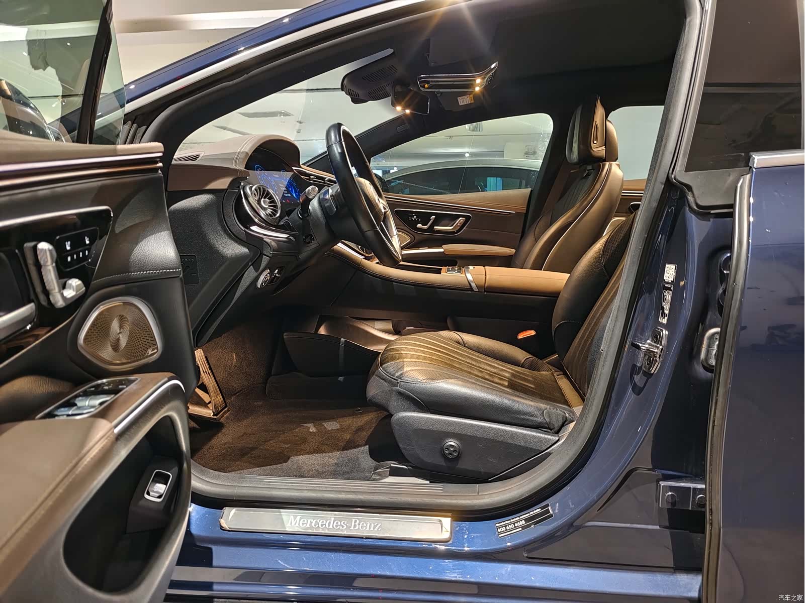 Mercedes-Benz EQS, 2024 4