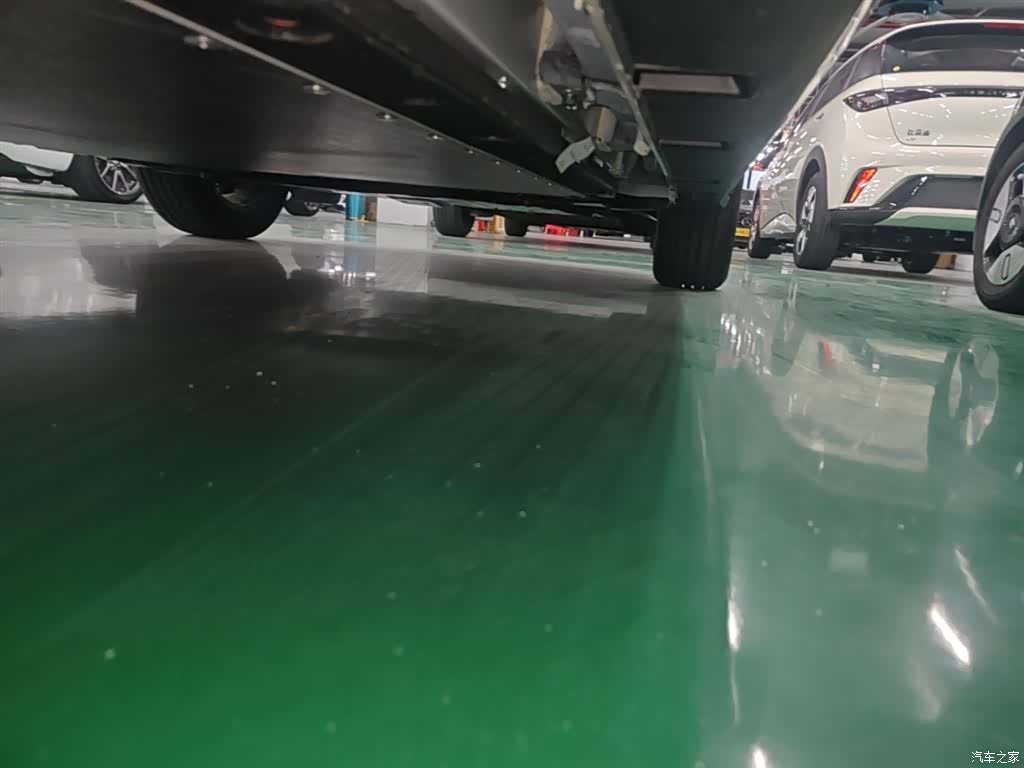BYD Dolphin, 2026 21