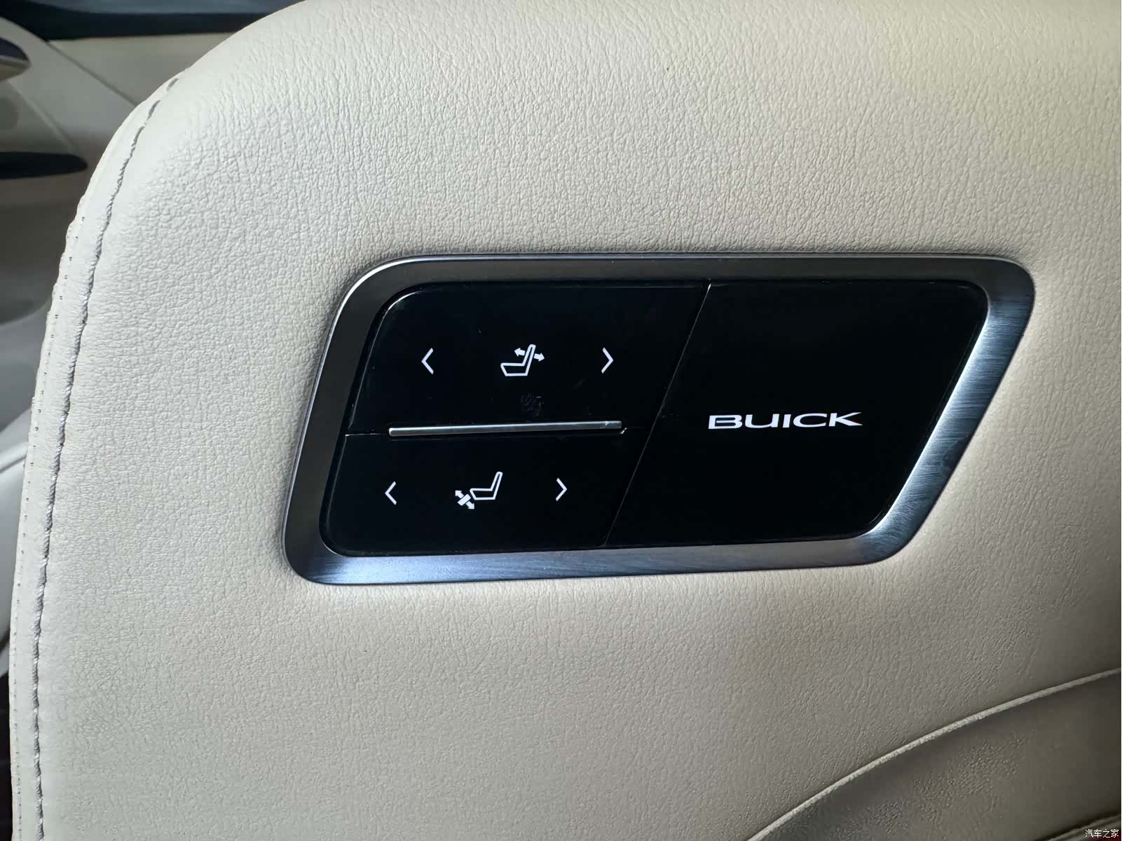 Buick GL8, 2023 13