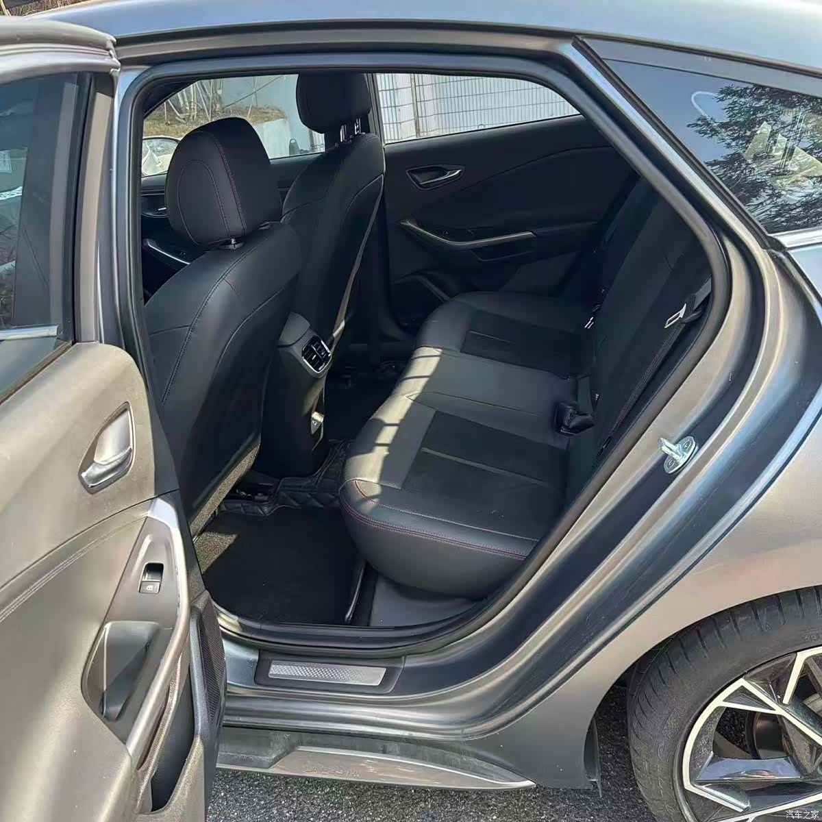 Hyundai Lafesta, 2022 8