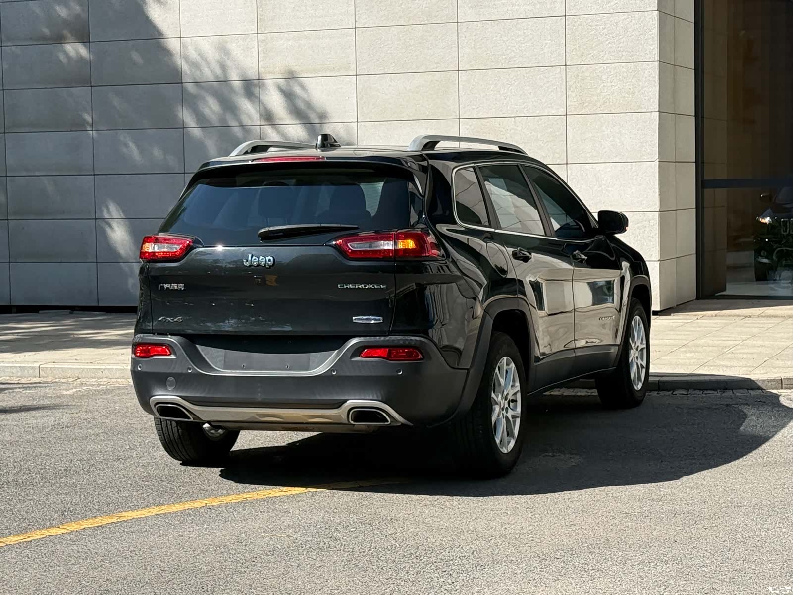 Jeep Cherokee, 2016 20