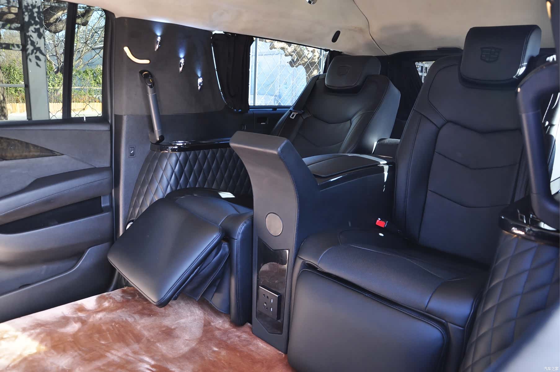 Cadillac Escalade, 2017 8