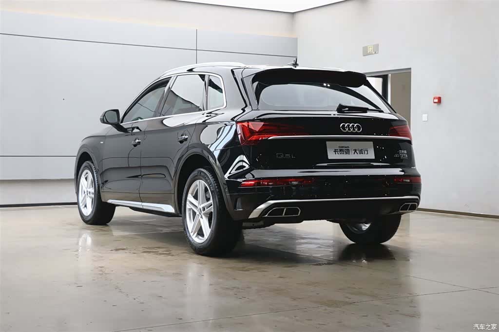 Audi Q5L, 2022 31