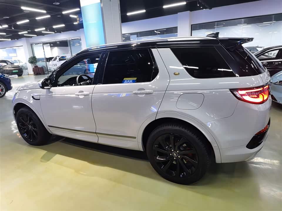 Land Rover Discover sources for sports