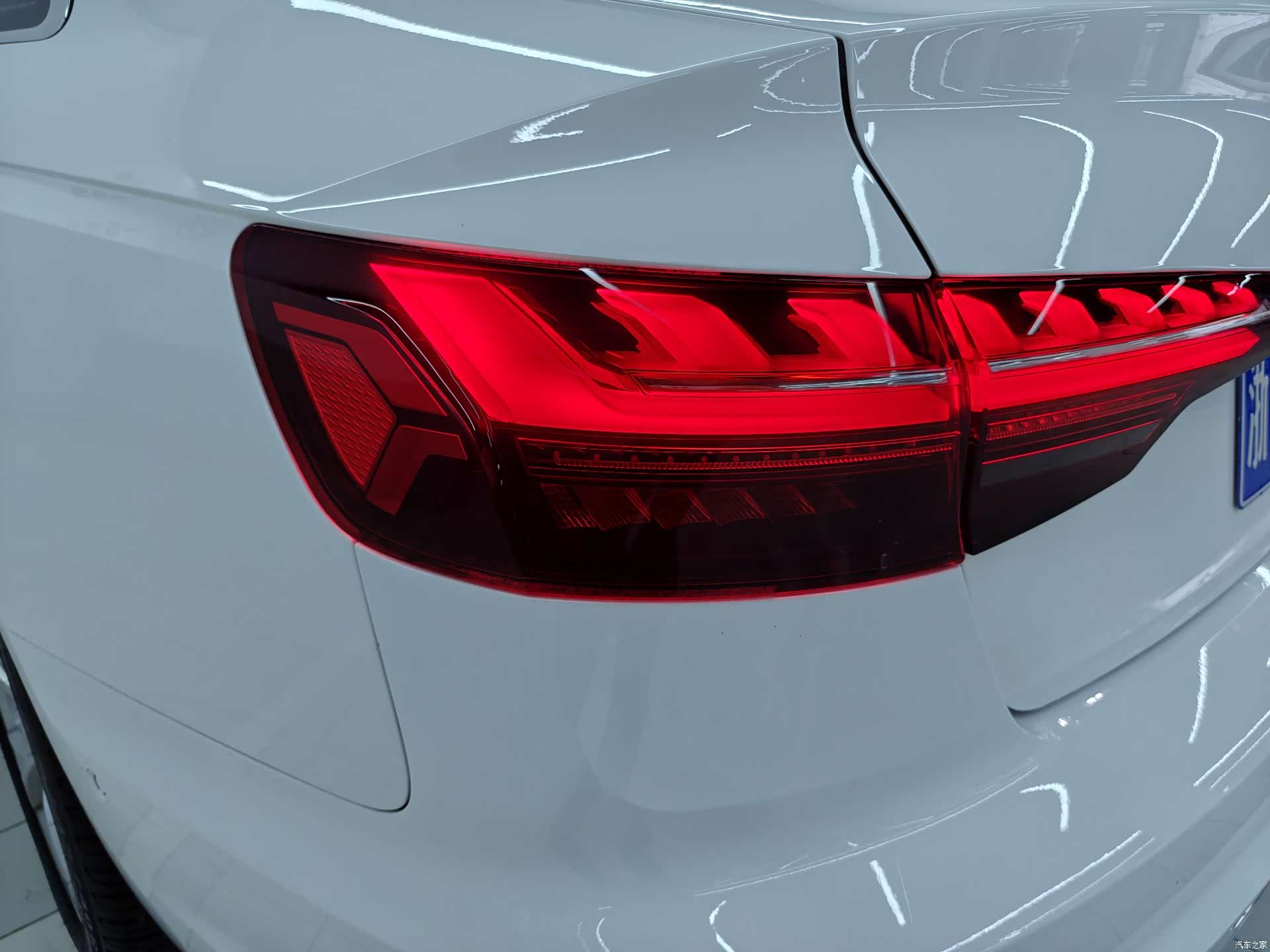 Audi A4L, 2020 16
