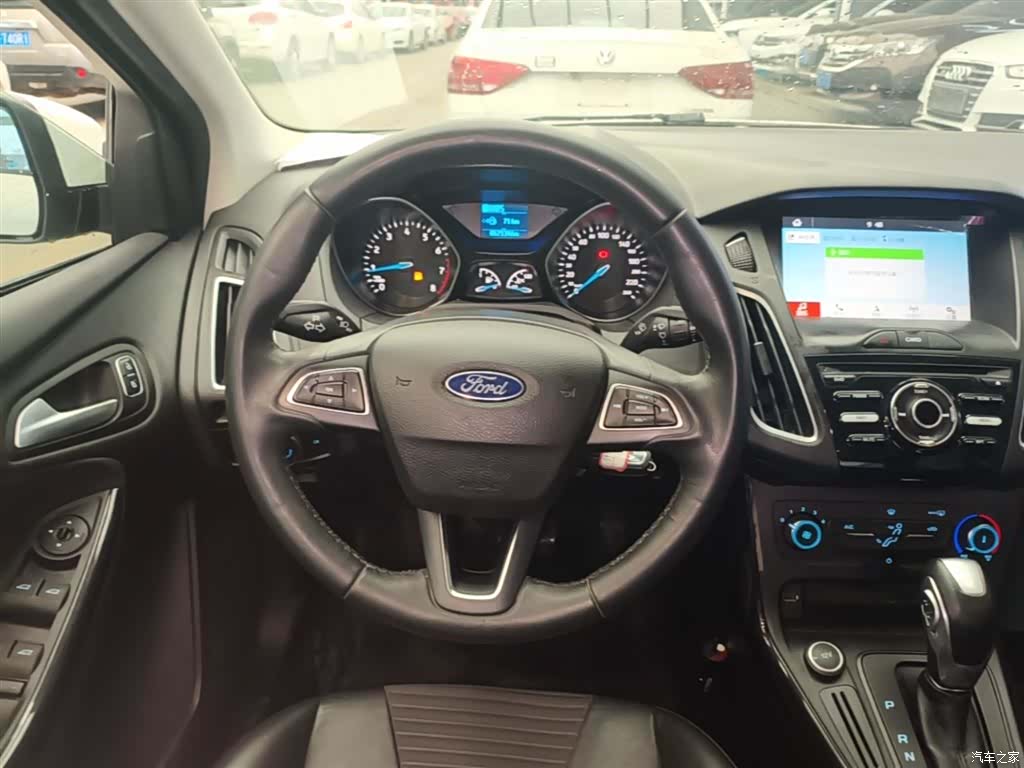 Ford Focus, 2018 11
