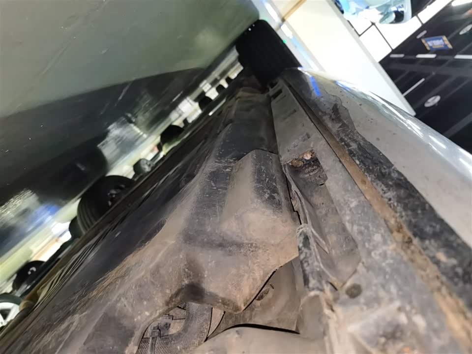 Land Rover Discover sources for sports