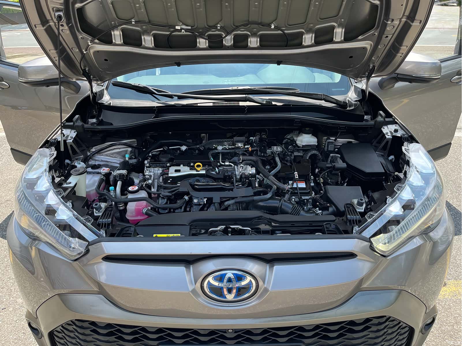 Toyota Frontlander, 2023 23