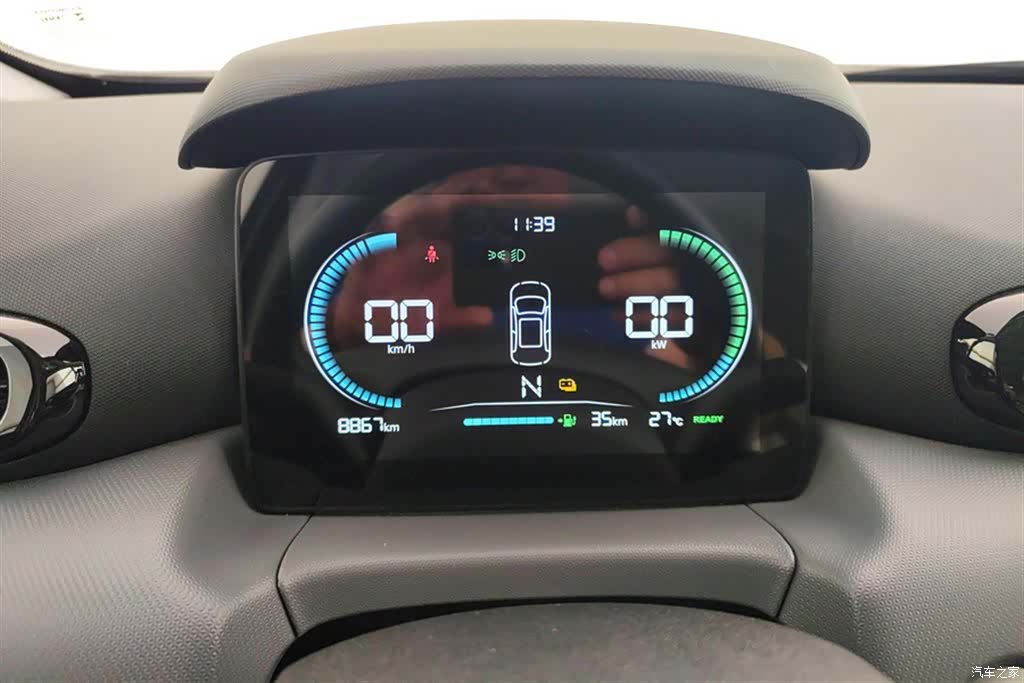 Leapmotor T03, 2025 14