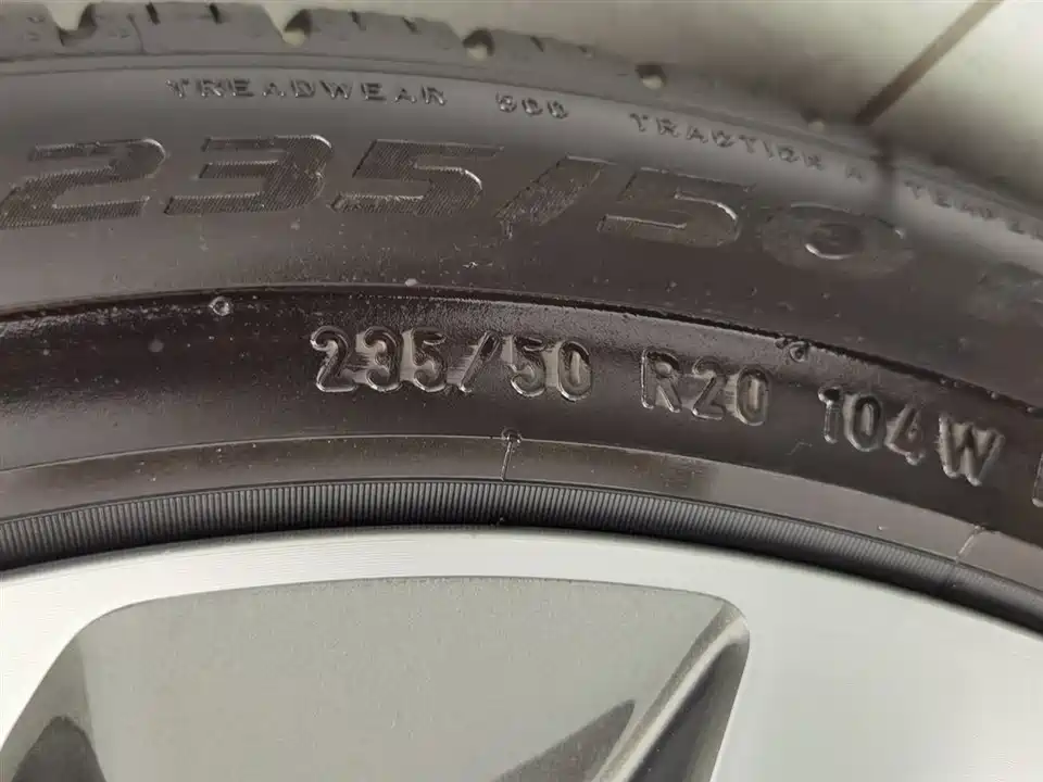 Land Rover Discover sports