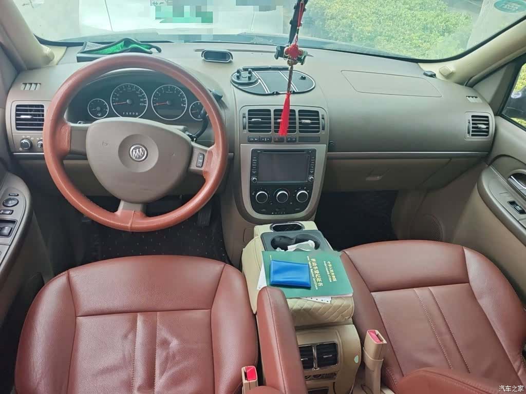 Buick GL8, 2015 13