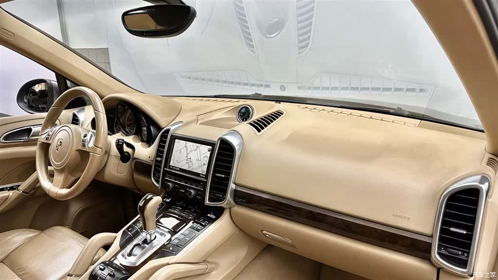 Porsche Cayenne, 2012 15