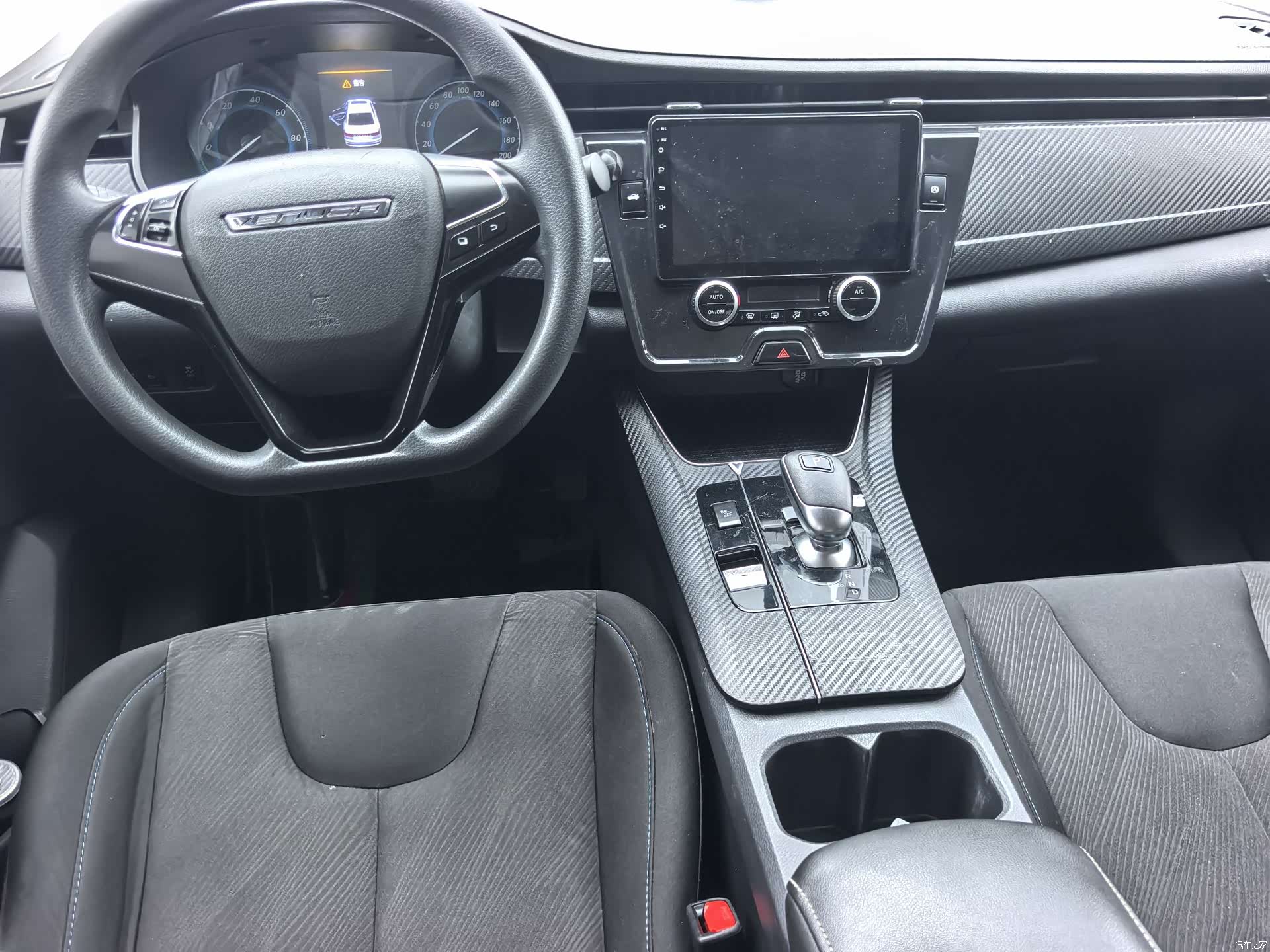 Nissan D60EV, 2023 13