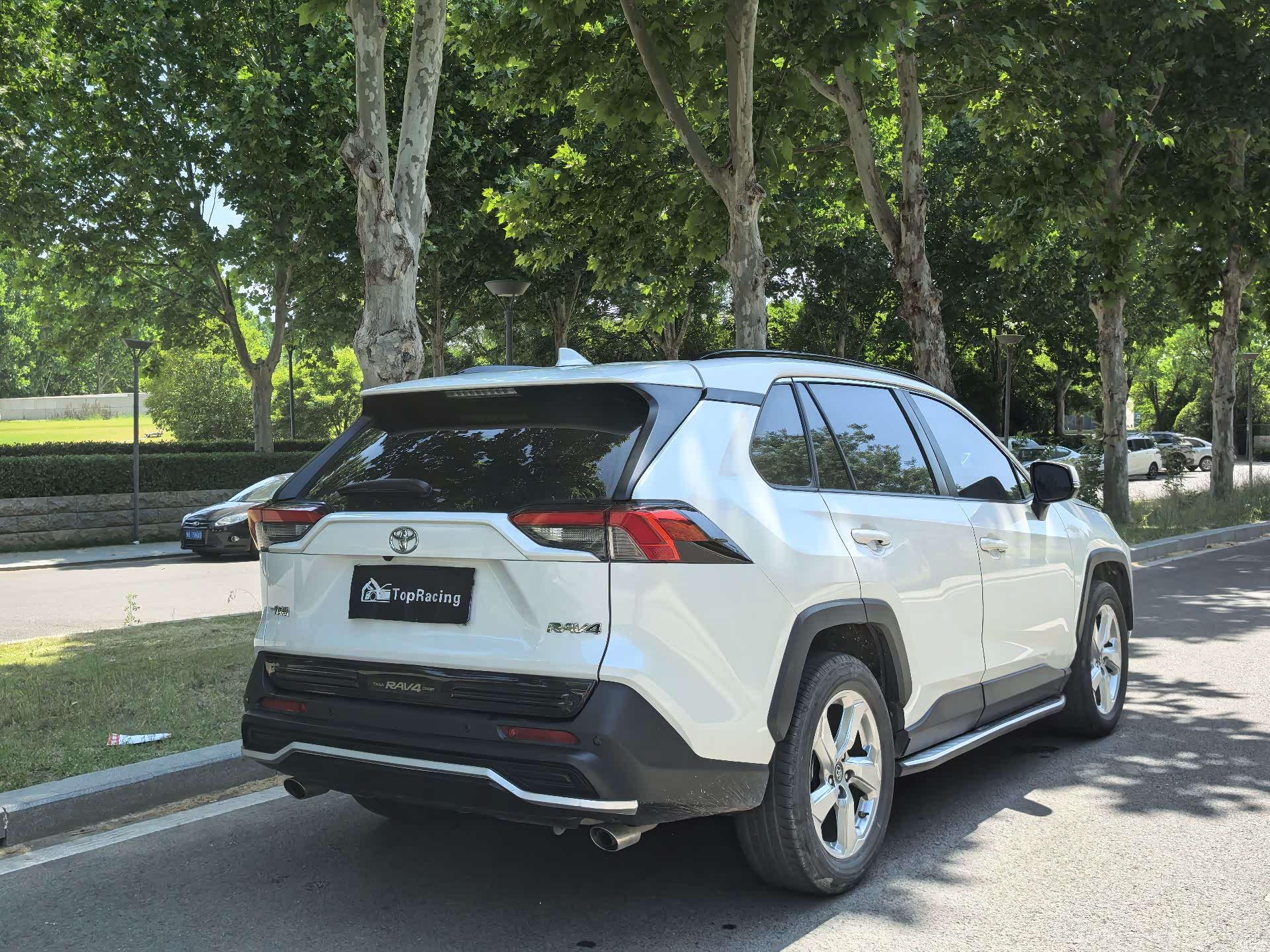 Toyota RAV4, 2021 8