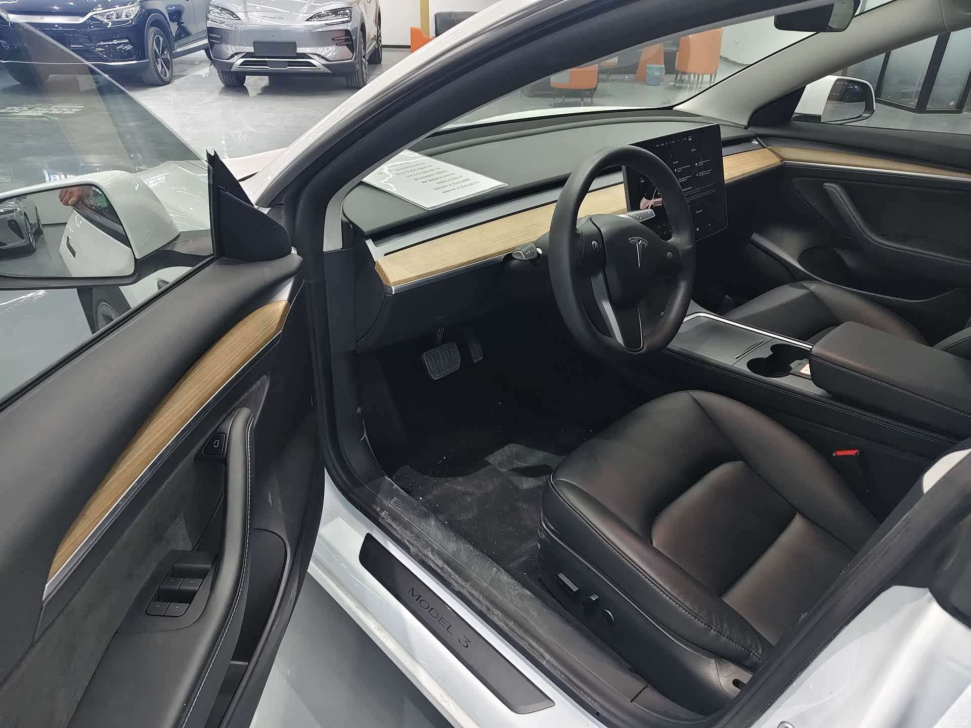 Tesla Model 3, 2021 11