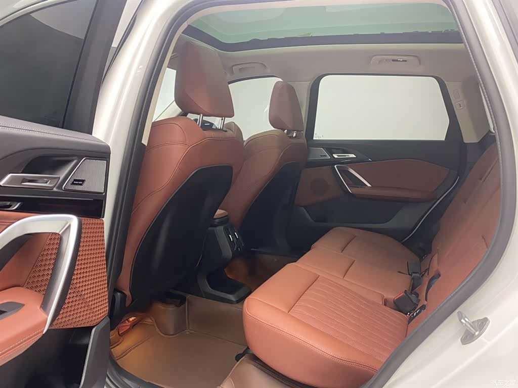 BMW X1, 2026 23