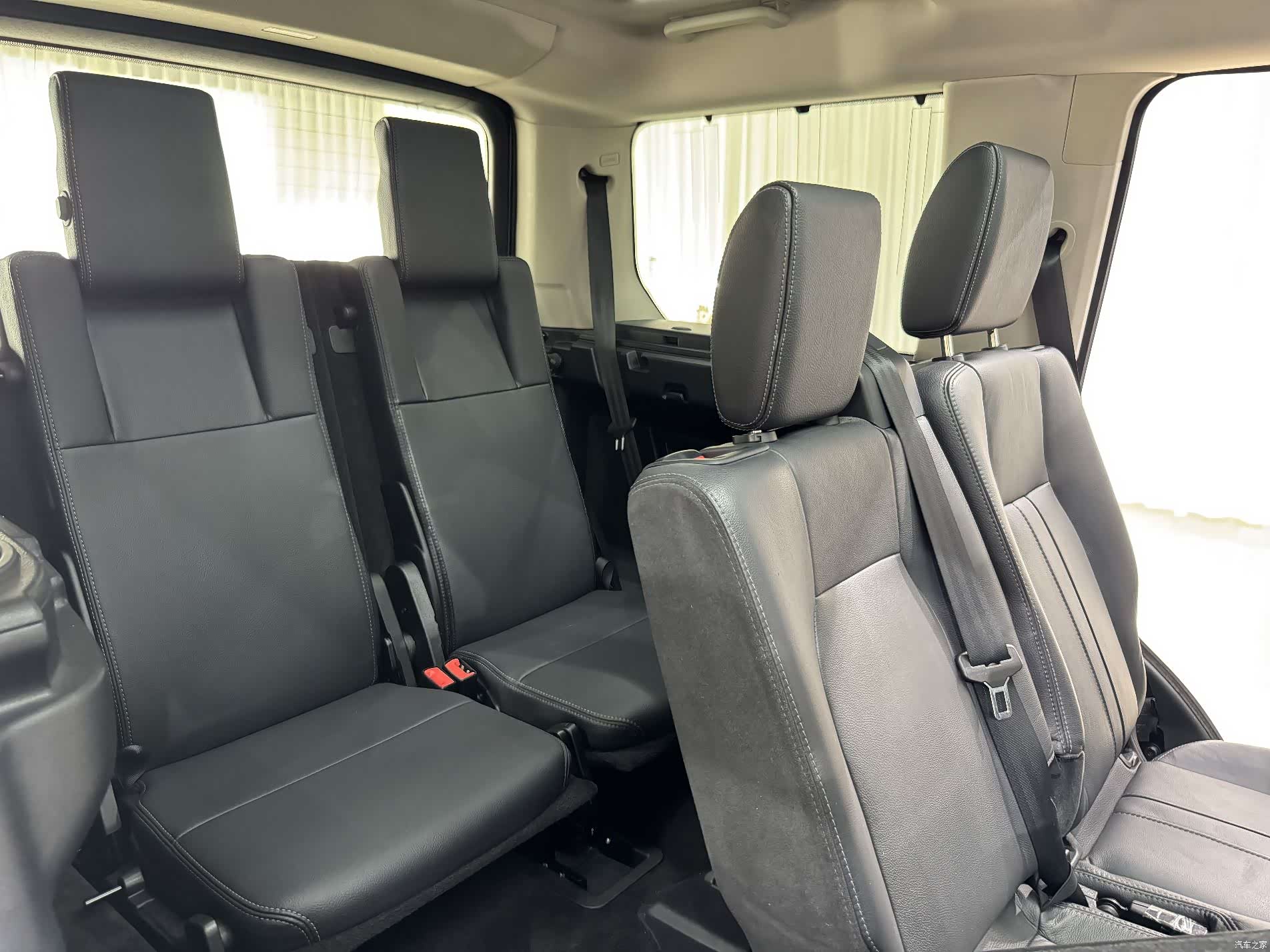 Land Rover Discovery, 2016 15