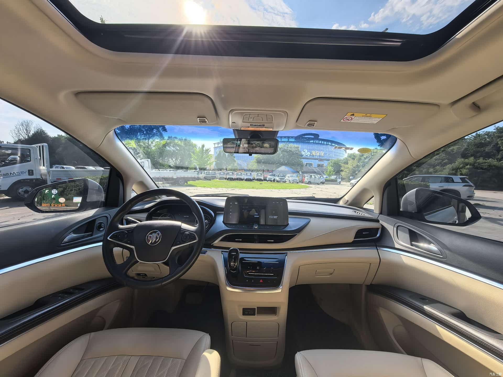 Buick GL8, 2023 8