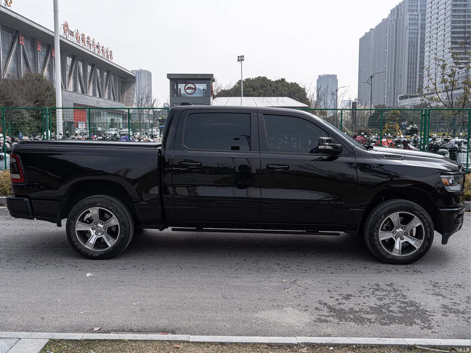 RAM Trucks, 2022 4
