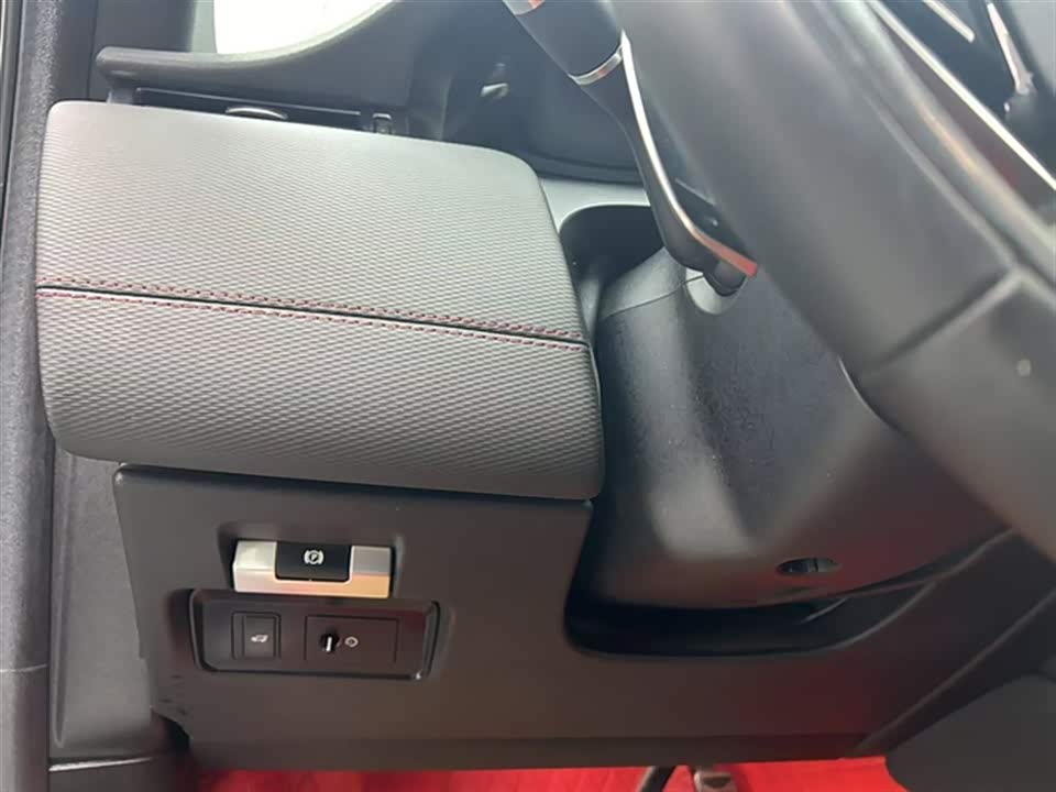 Land Rover Discover sports