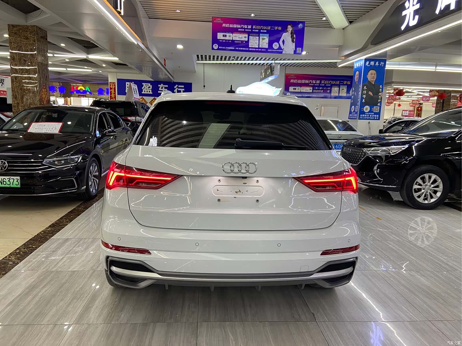 Audi Q3, 2022 все фото