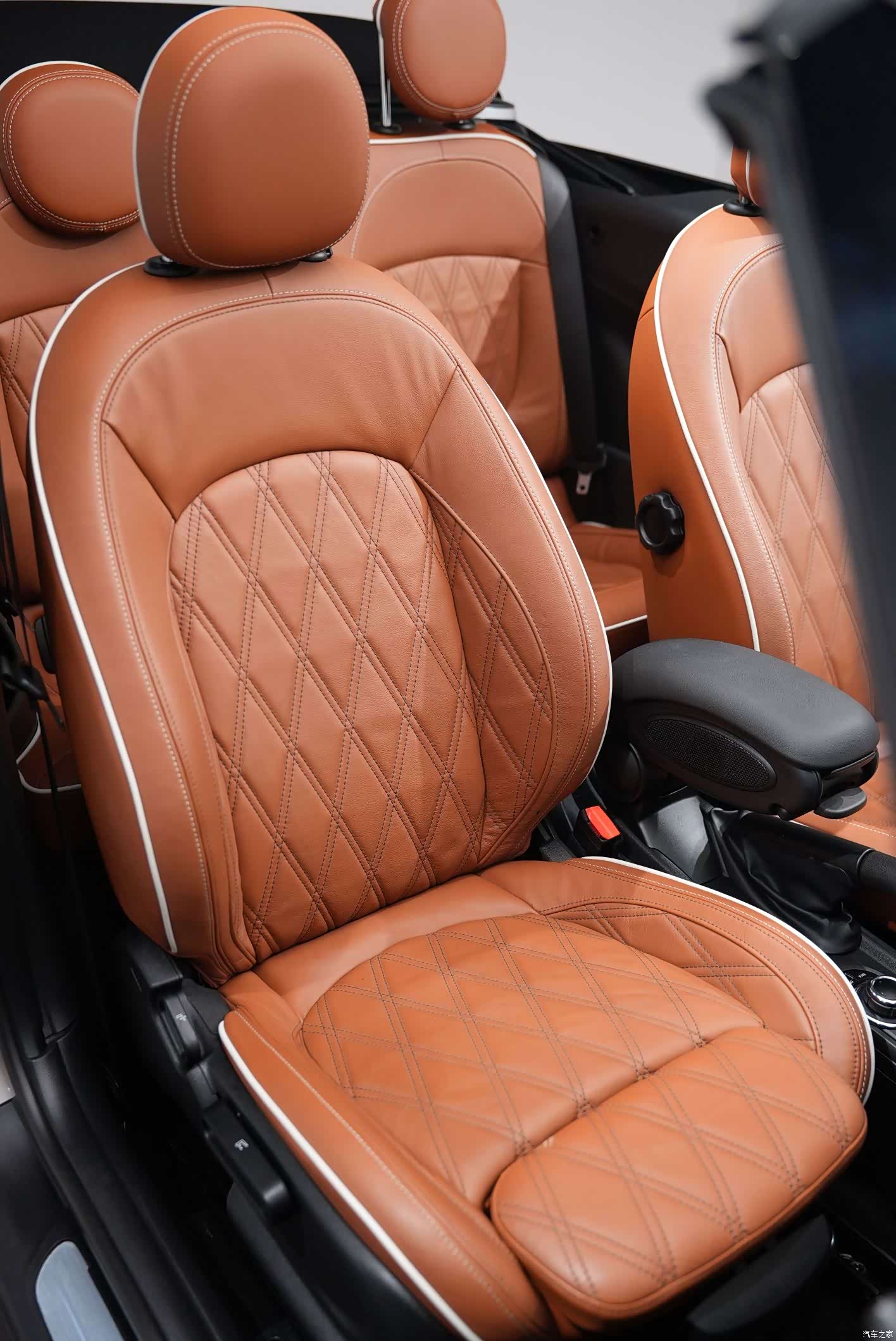 Mini Cooper, 2023 12