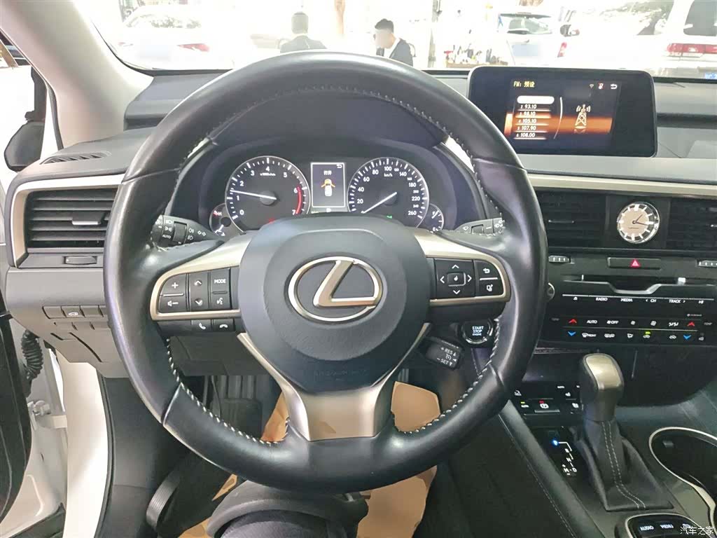 Lexus RX, 2016 7