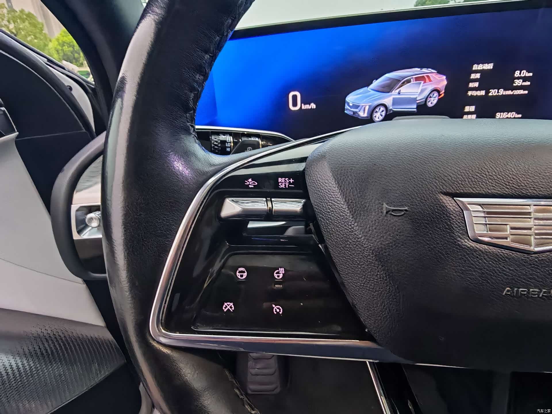 Cadillac IQ, 2022 22