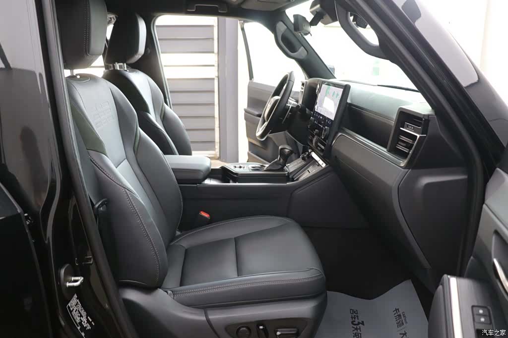 Lexus GX, 2025 22