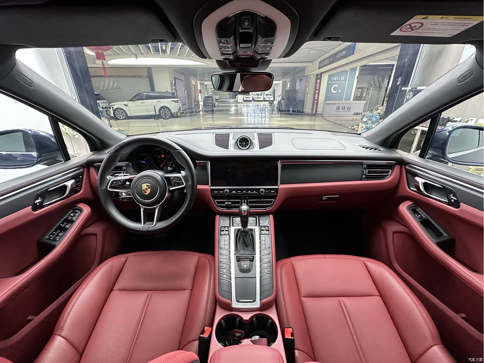 Porsche Macan, 2021 11
