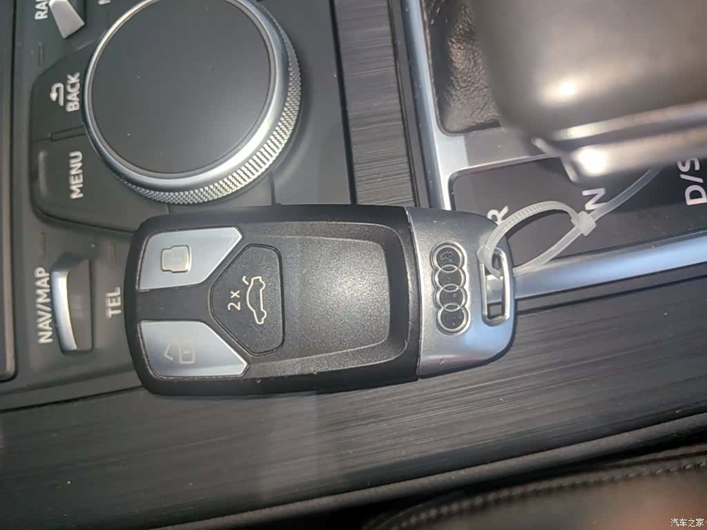 Audi A4L, 2020 9