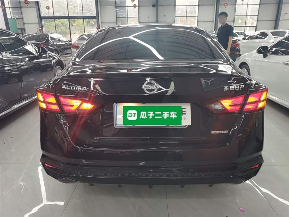 Nissan Teana