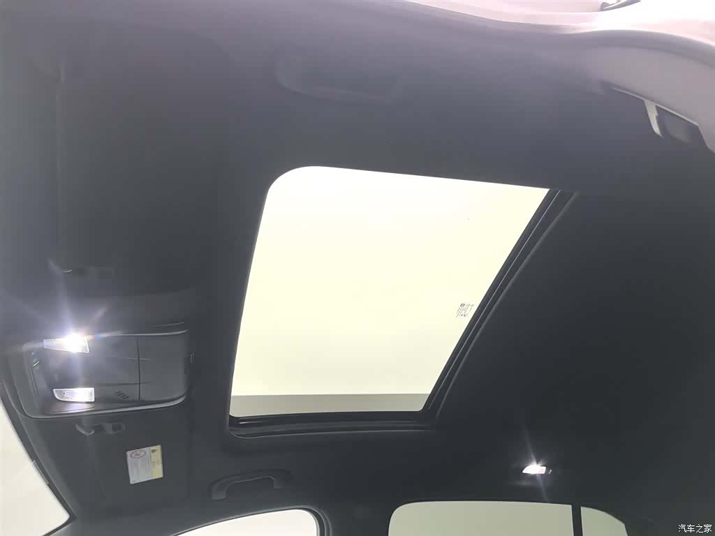 Cadillac XT4, 2019 14