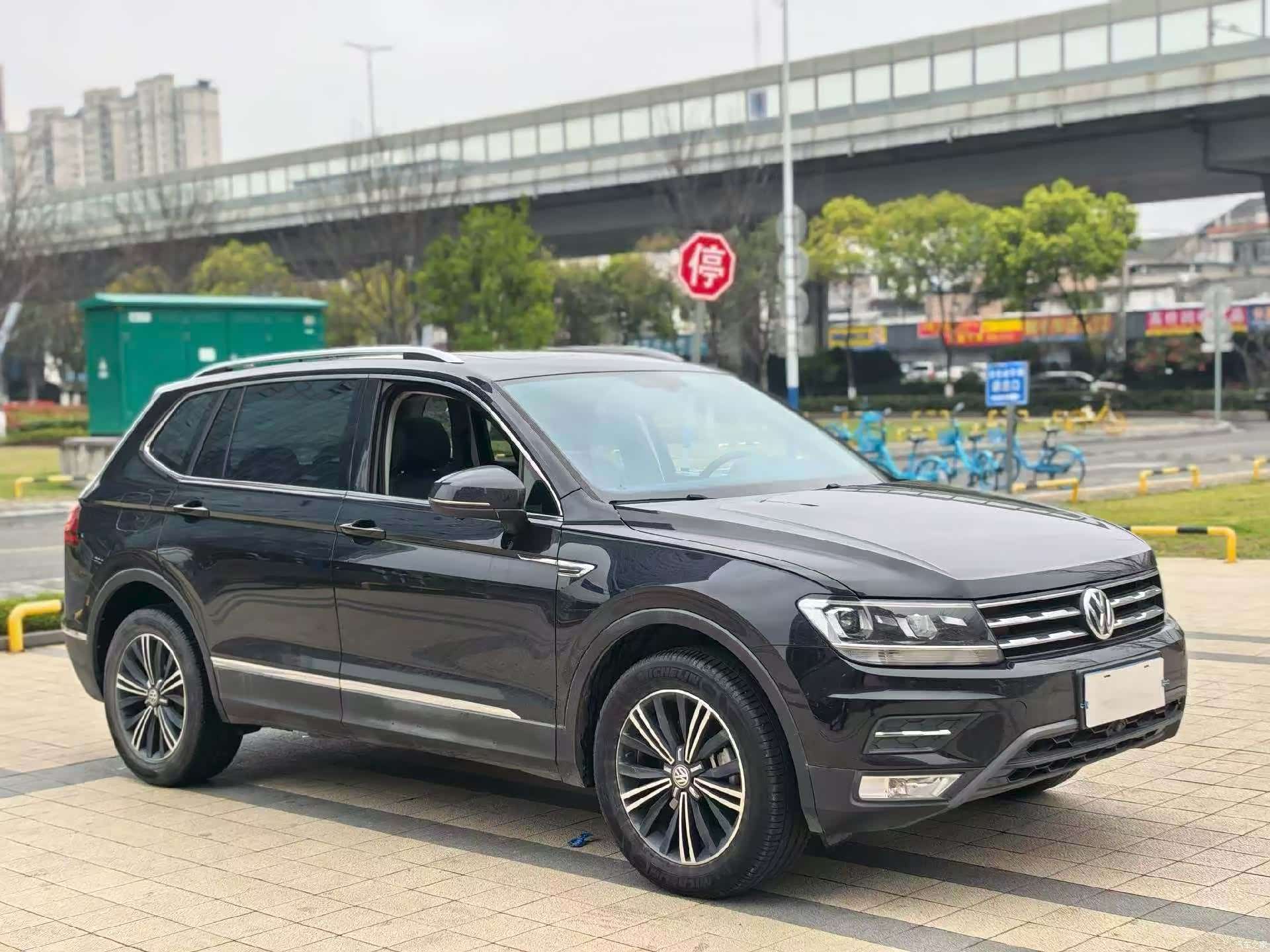 Volkswagen Tiguan L, 2020 2