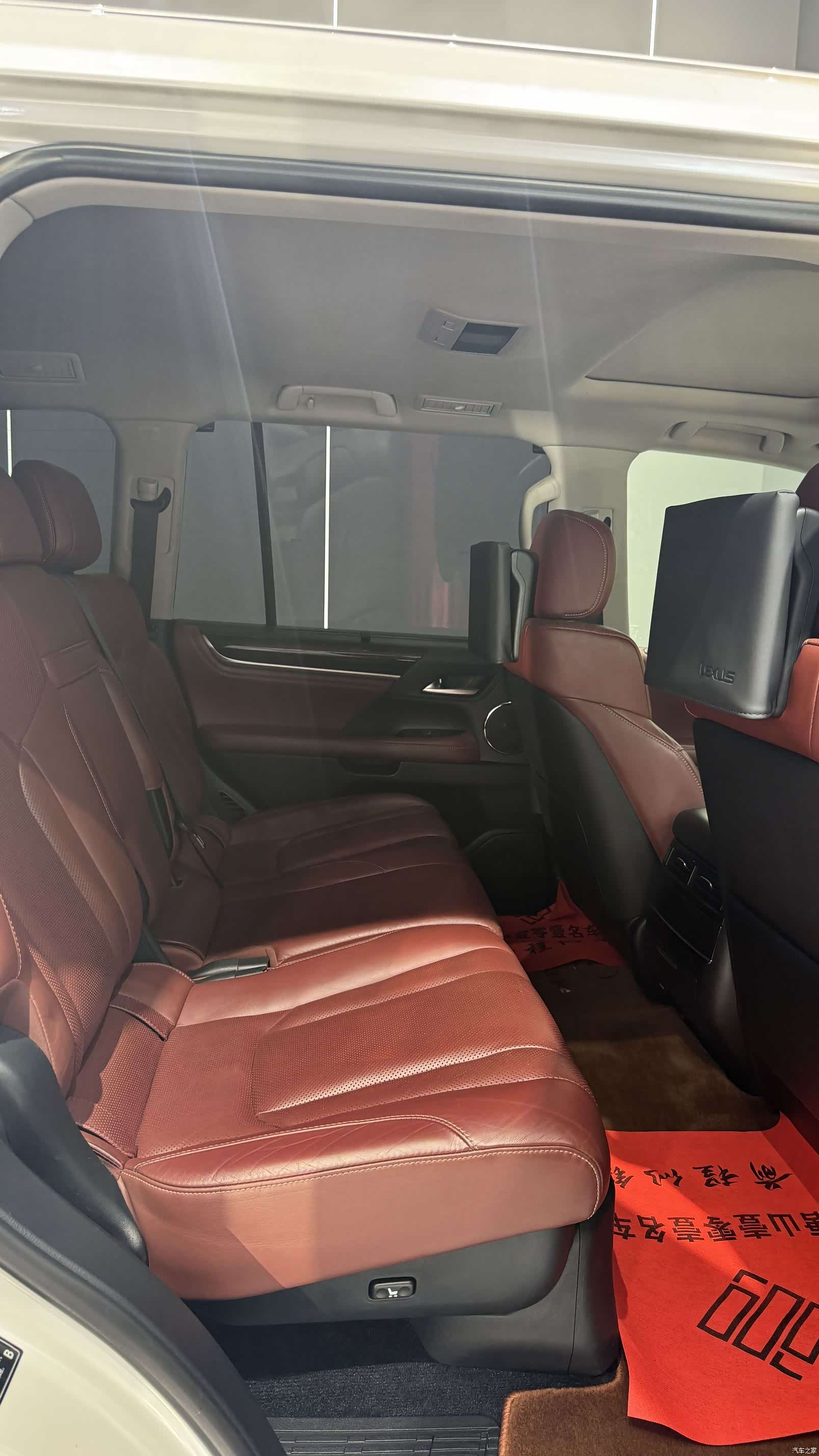 Lexus LX, 2018 18