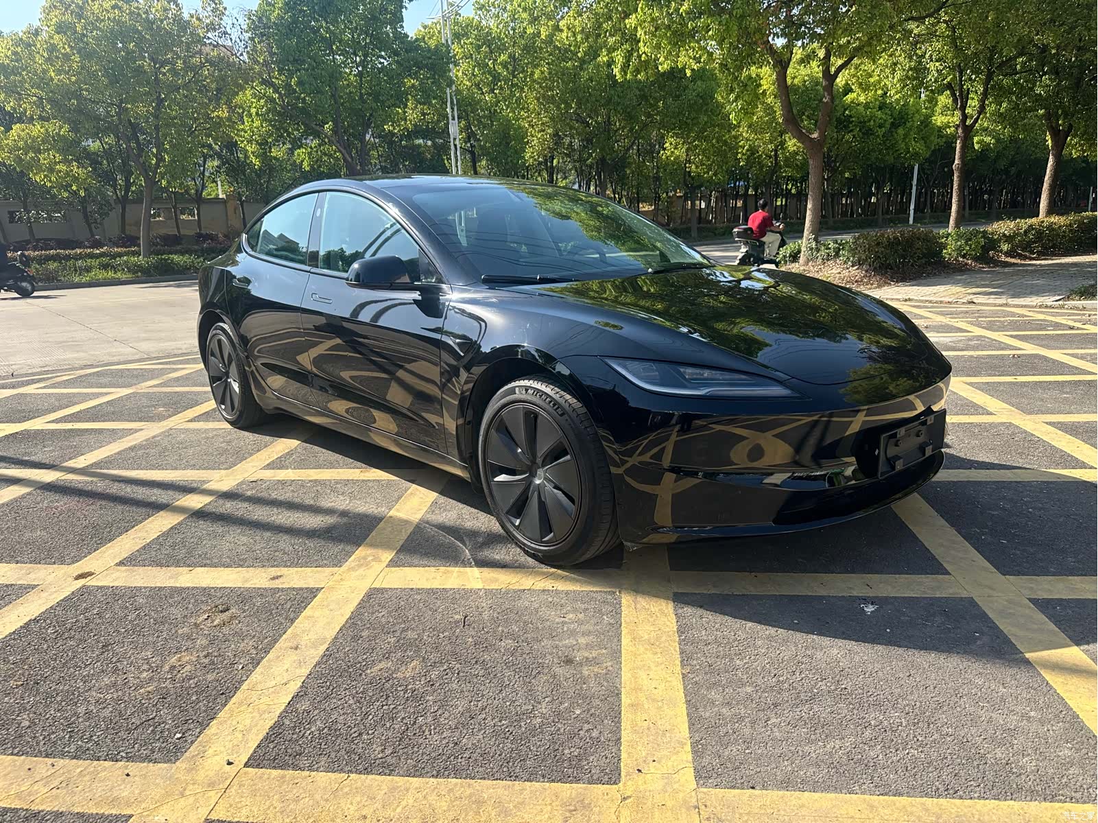 Tesla Model 3, 2023 3