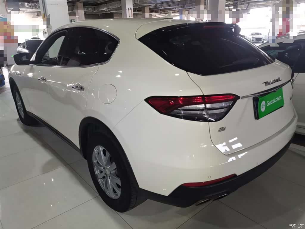 Maserati Levante, 2018 все фото